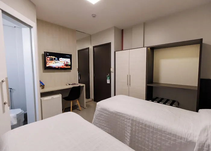 Tonello Business Hotel